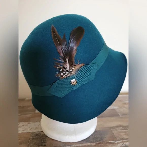Goorin Bros | Accessories | Goorin Bros Wool Women Hat With  display picture 1